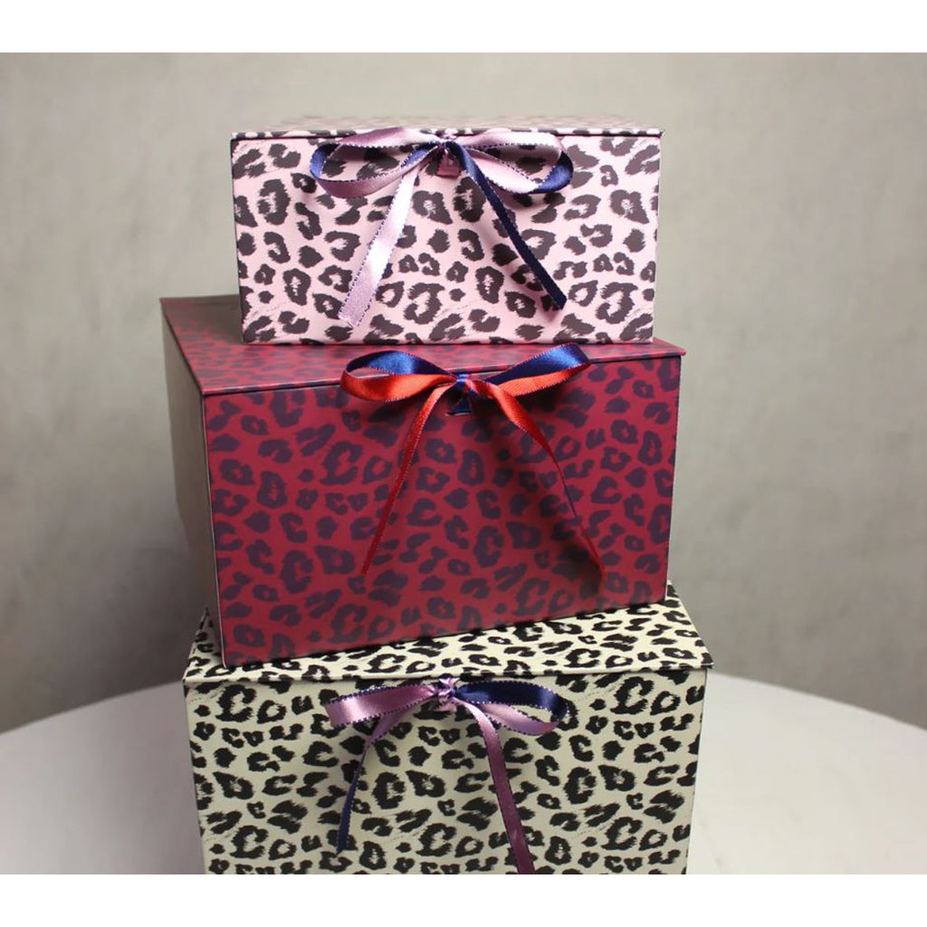 Daisy Boxes, Medium Box - Leo burgundy