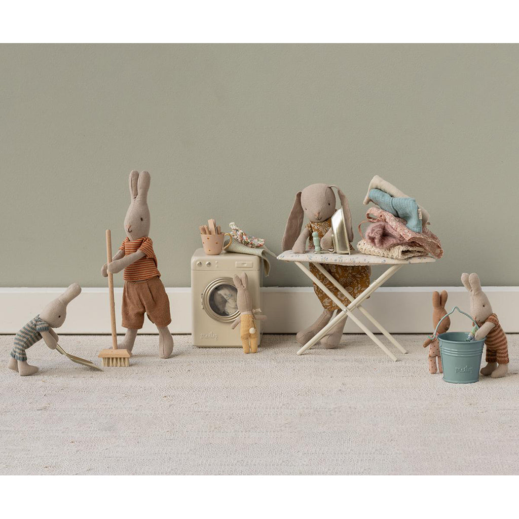 Maileg dukketilbehør til mus, Miniature - Fejesæt