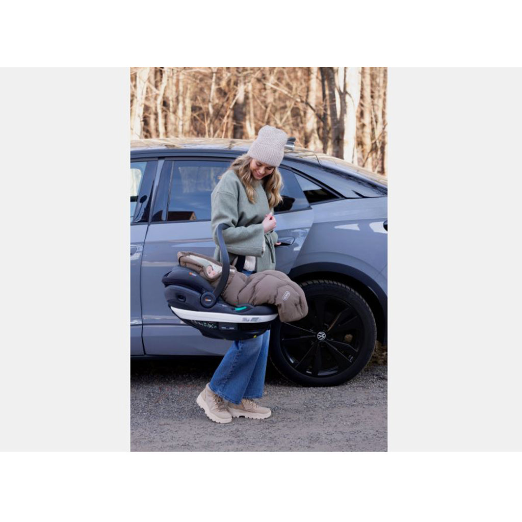 Voksi Move, Autostolpose - Walnut-Clover