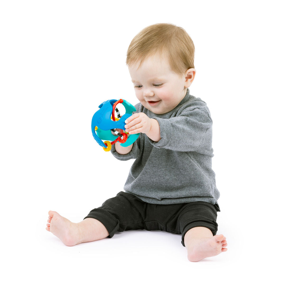 BABY Einstein Rattle & Sense™ sansebold