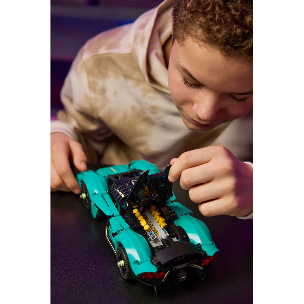 LEGO® Technic, Aston Martin Valkyrie