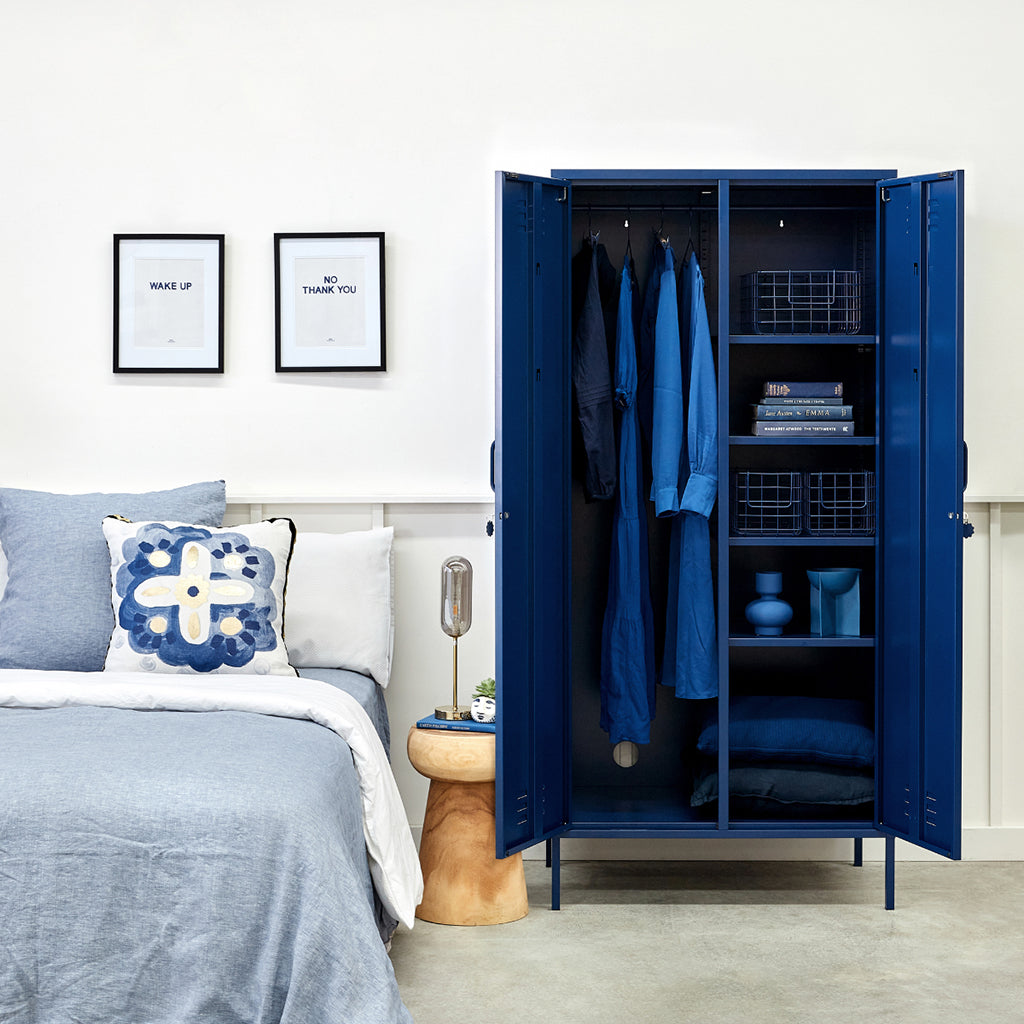 Mustard Made The Twinny skab, Navy ORDRE EFTER 11/12-25 BLIVER FØRST LEVERET I JANUAR 26