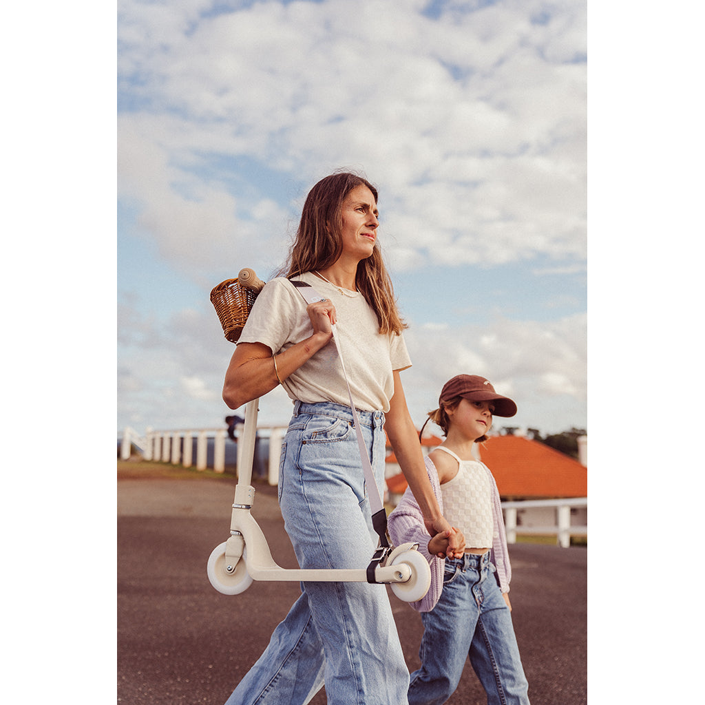 Banwood Carry strap, bærestop til skateboard, løbehjul og løbecykel - Cream