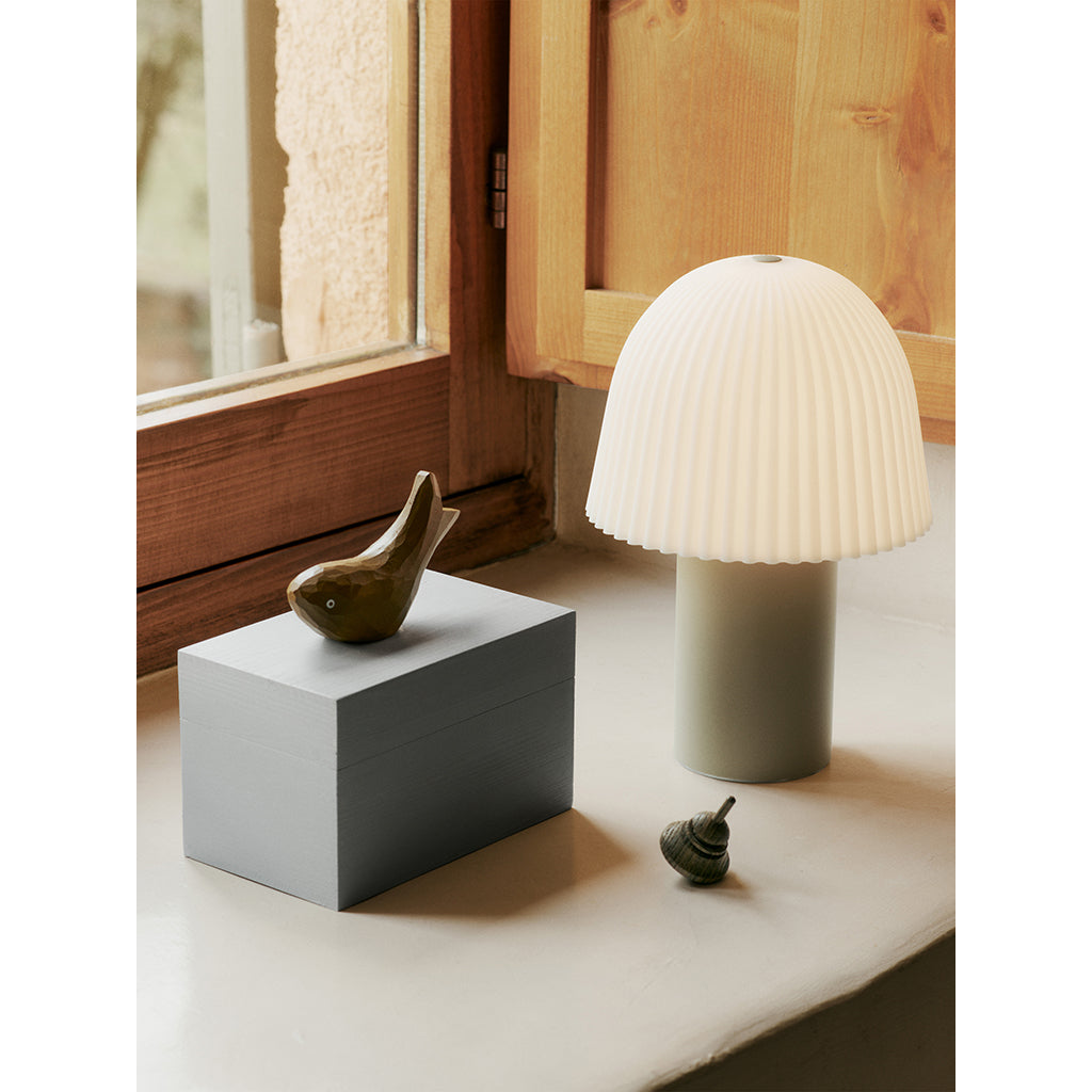 ferm Living, Frill Portable Lamp - Cashmere white