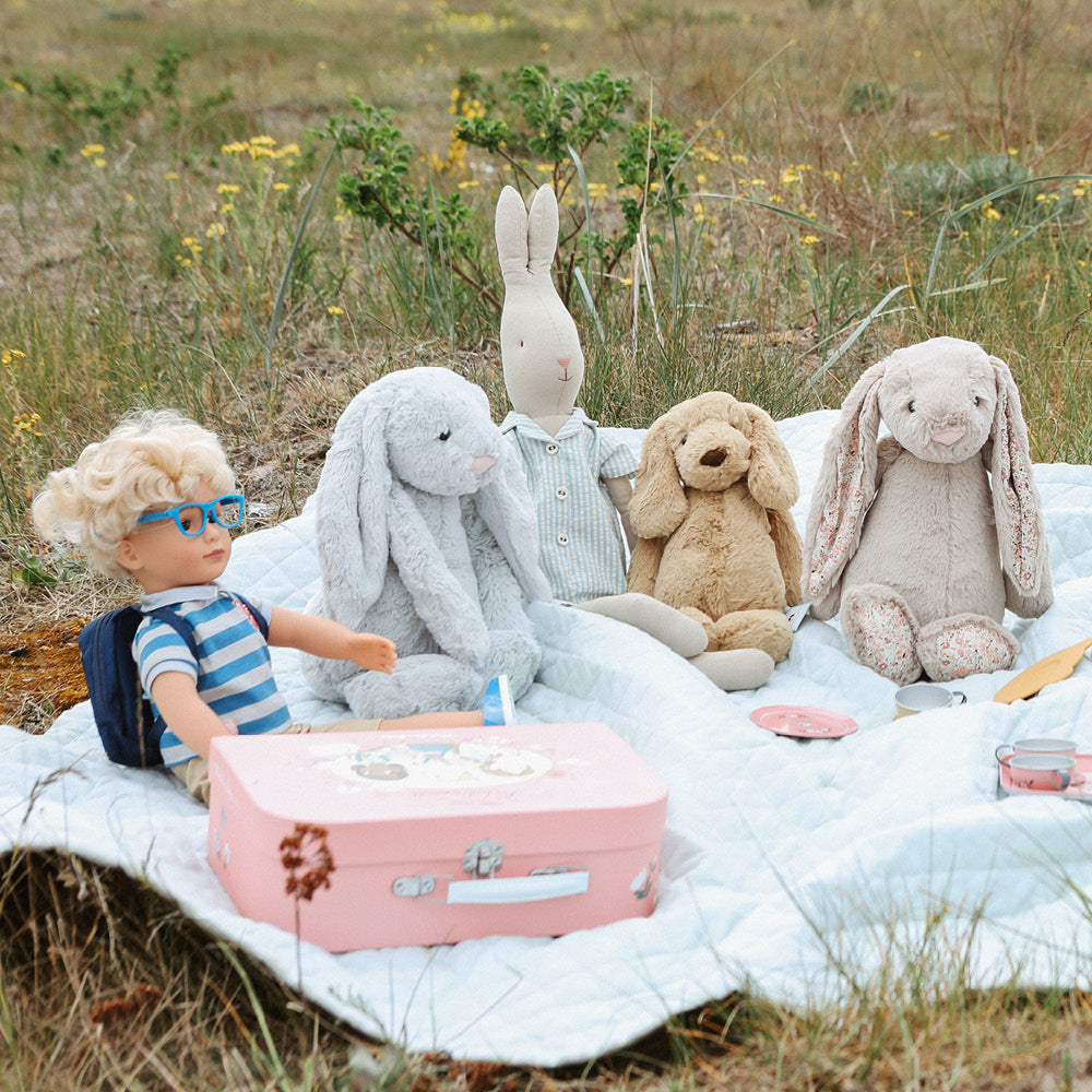 Our Generation dukke, Leo med taske