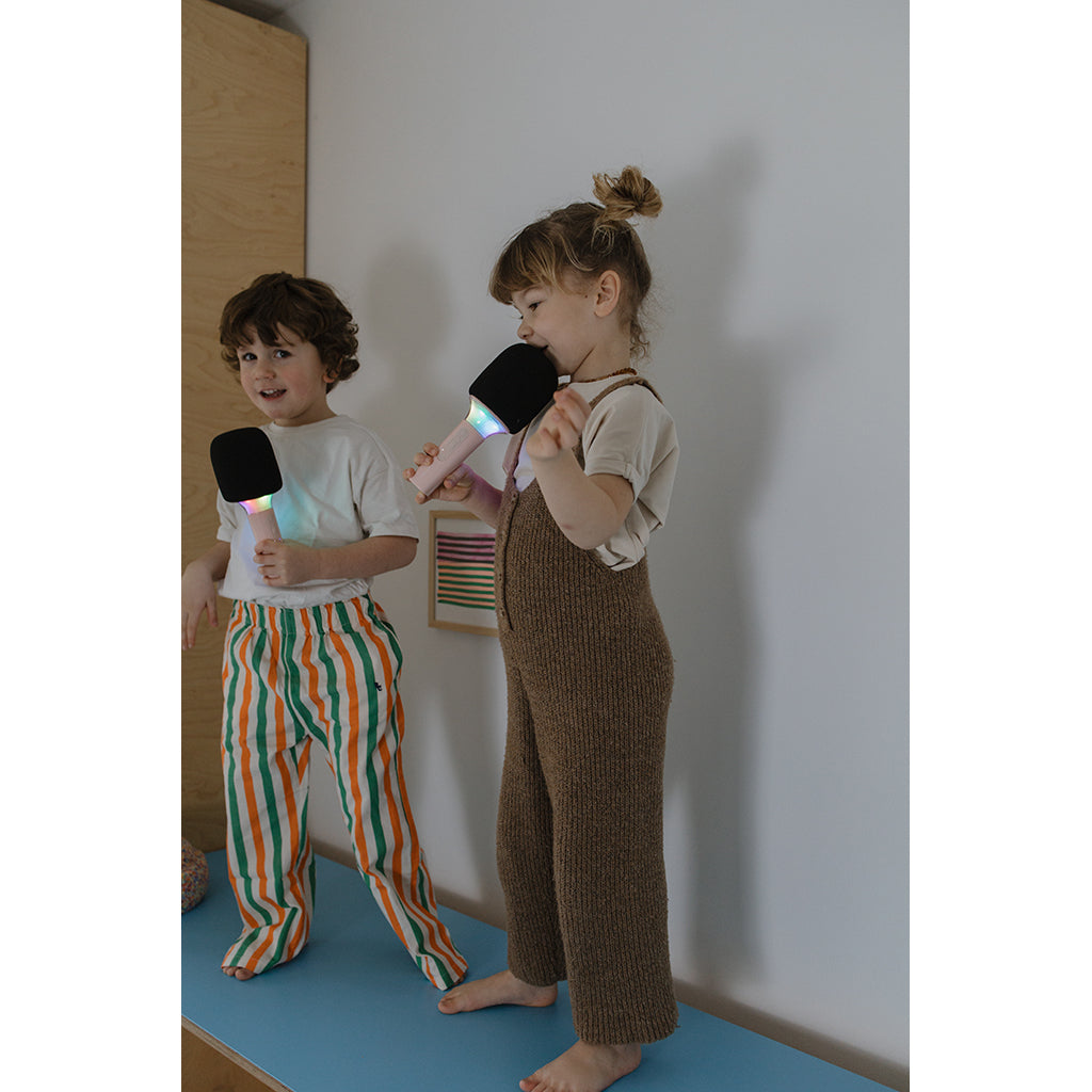 Kidymic Alt-i-én mikrofon til karaoke og musikalske oplevelser, Pink