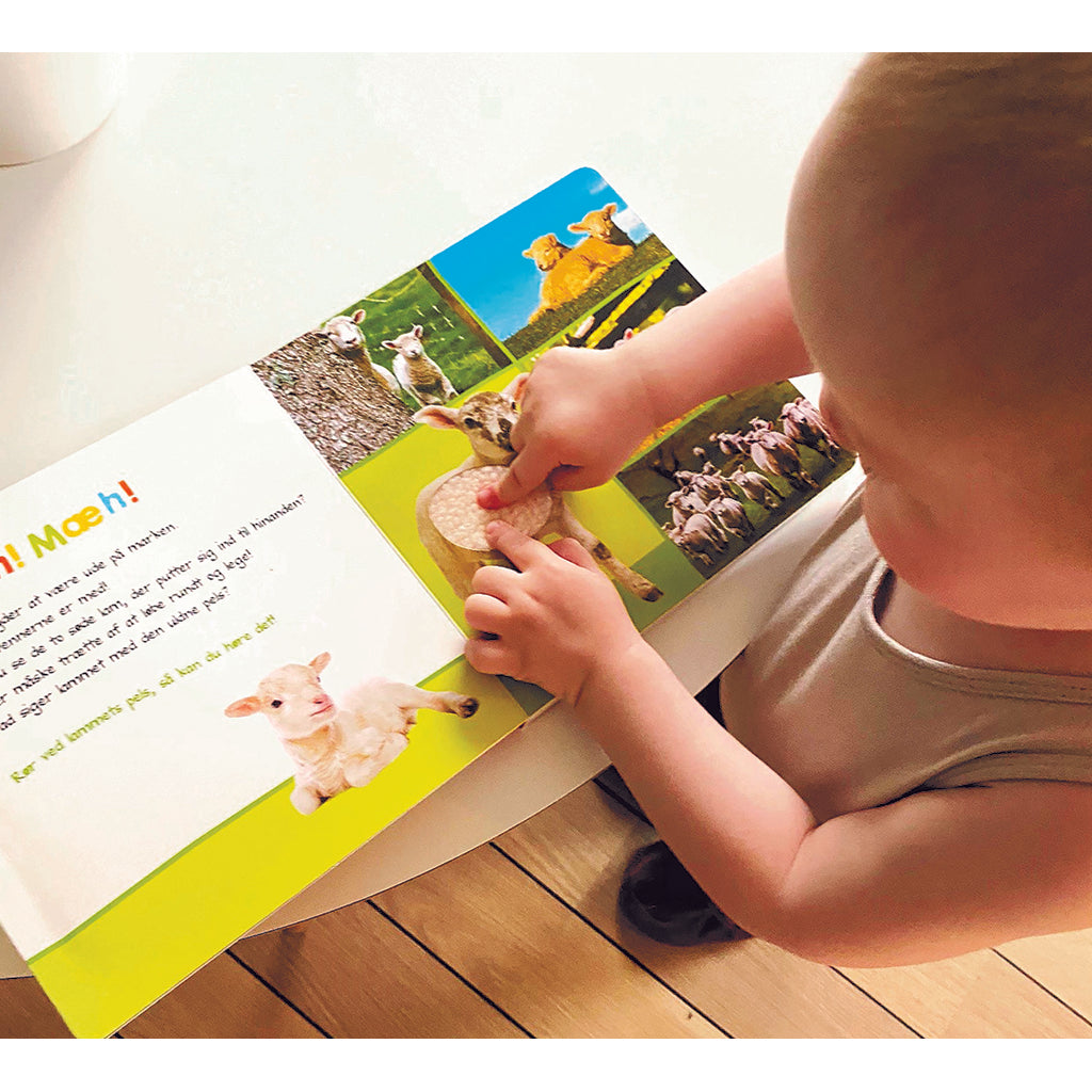 Forlaget Bolden, Lyt, rør og føl – En sansebog for de mindste – Bondegårdsdyr