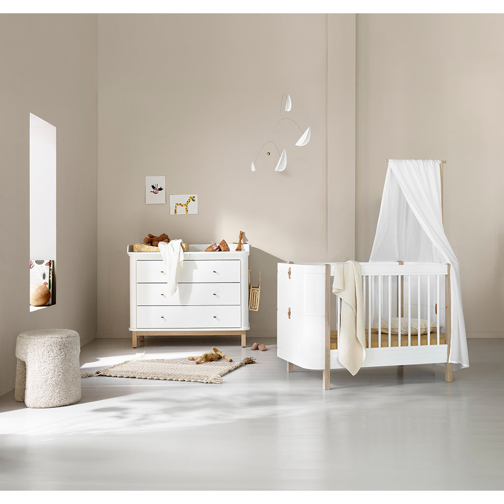 Oliver Furniture Wood puslekommode, m. 3 skuffer og stor plade - Hvid/eg