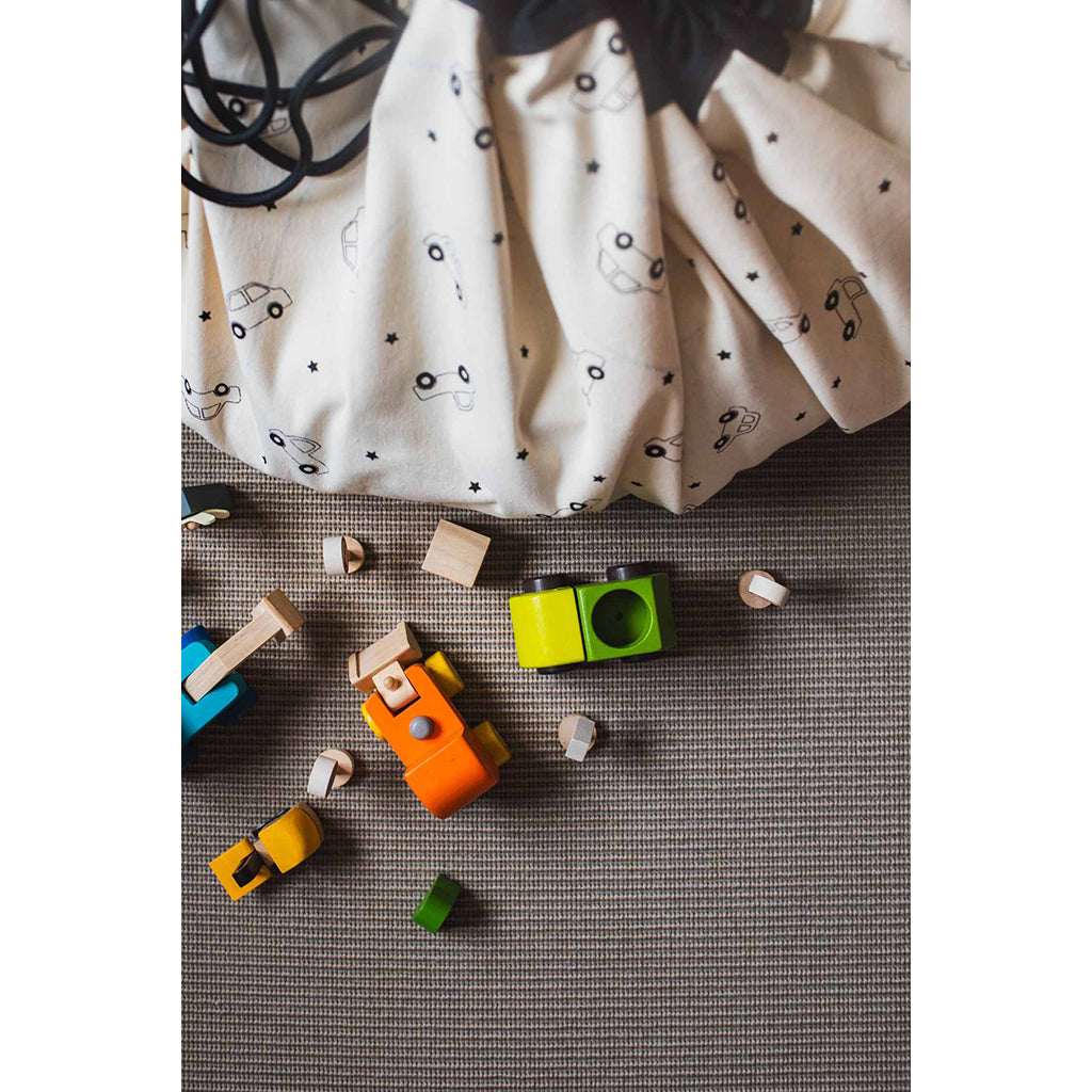 Play&Go To-i-én tæppe, Playville