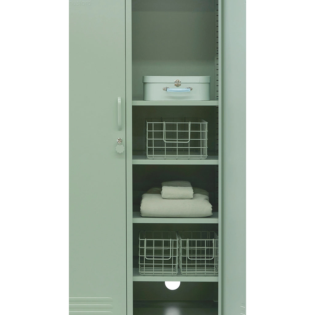 Mustard Made Baskets, sæt m. 3 trådkurve - Sage ORDRE EFTER 11/12-25 BLIVER FØRST LEVERET I JANUAR 26