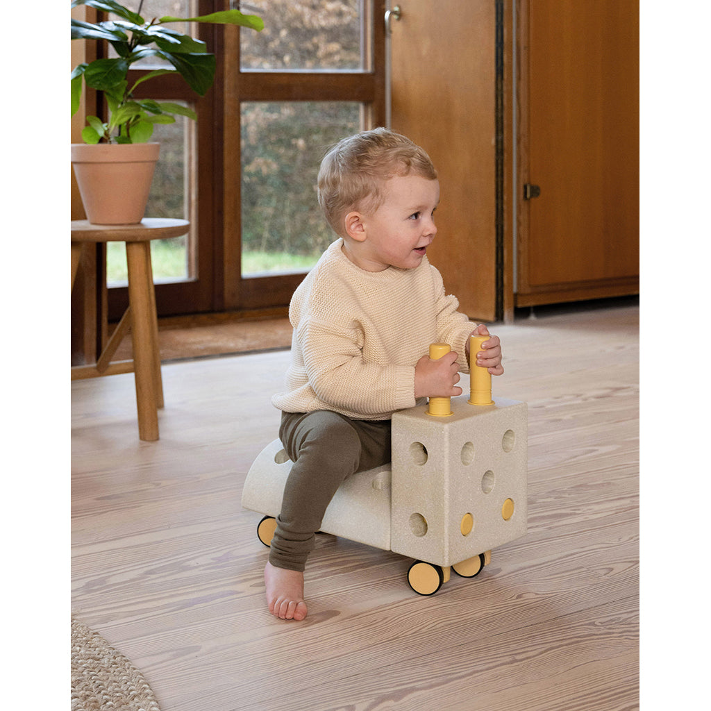 Modu Tiny Ride, aktivitetslegetøj i skum, 10 dele - Sand Grey / Honey Yellow