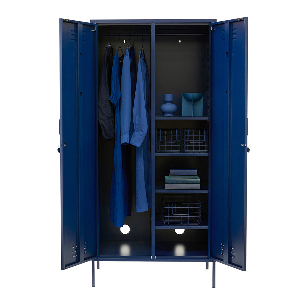 Mustard Made The Twinny skab, Navy ORDRE EFTER 11/12-25 BLIVER FØRST LEVERET I JANUAR 26