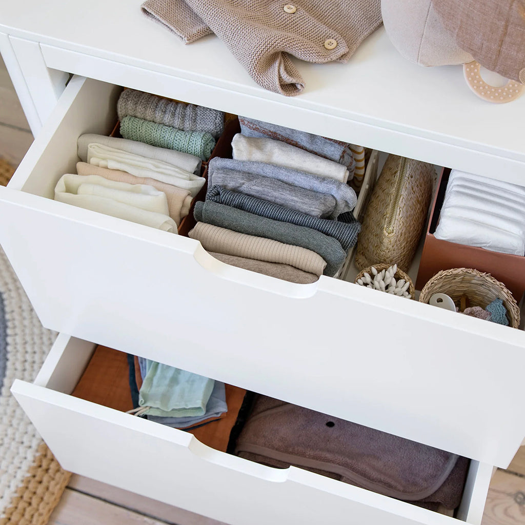 Sebra puslebord i træ, 2-i-1 design m. skuffer - Classic white