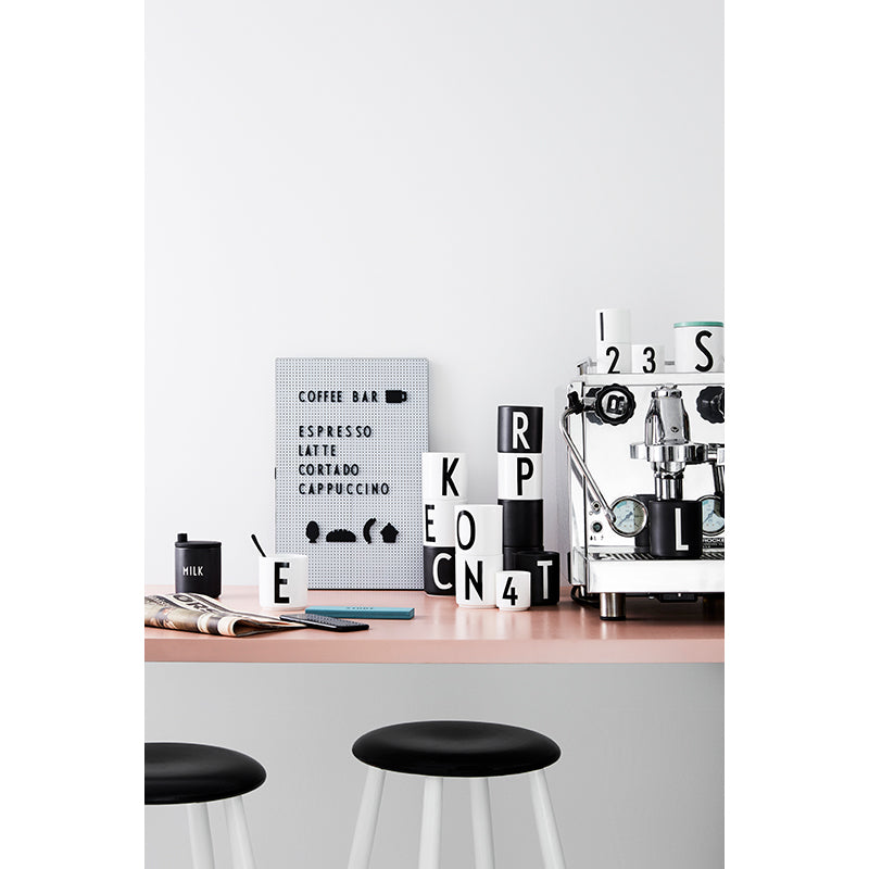 Design Letters, Mad ikoner til Message Board - white