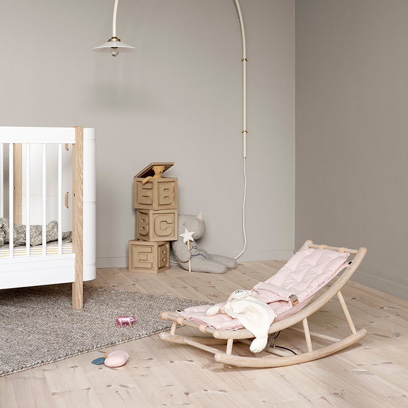 Oliver Furniture, Wood Baby & junior vippestol - Eg/rose