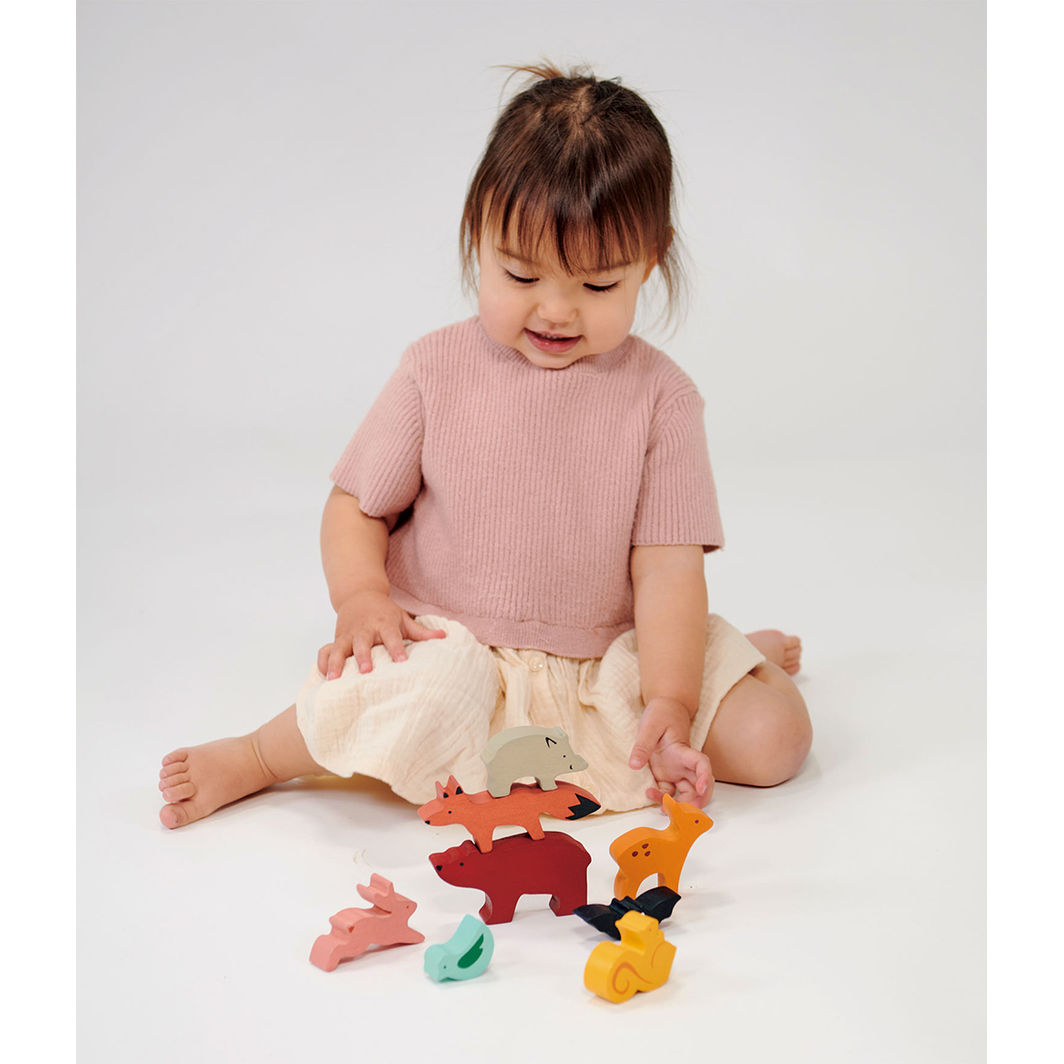 Mentari, Stableleg - Skoven