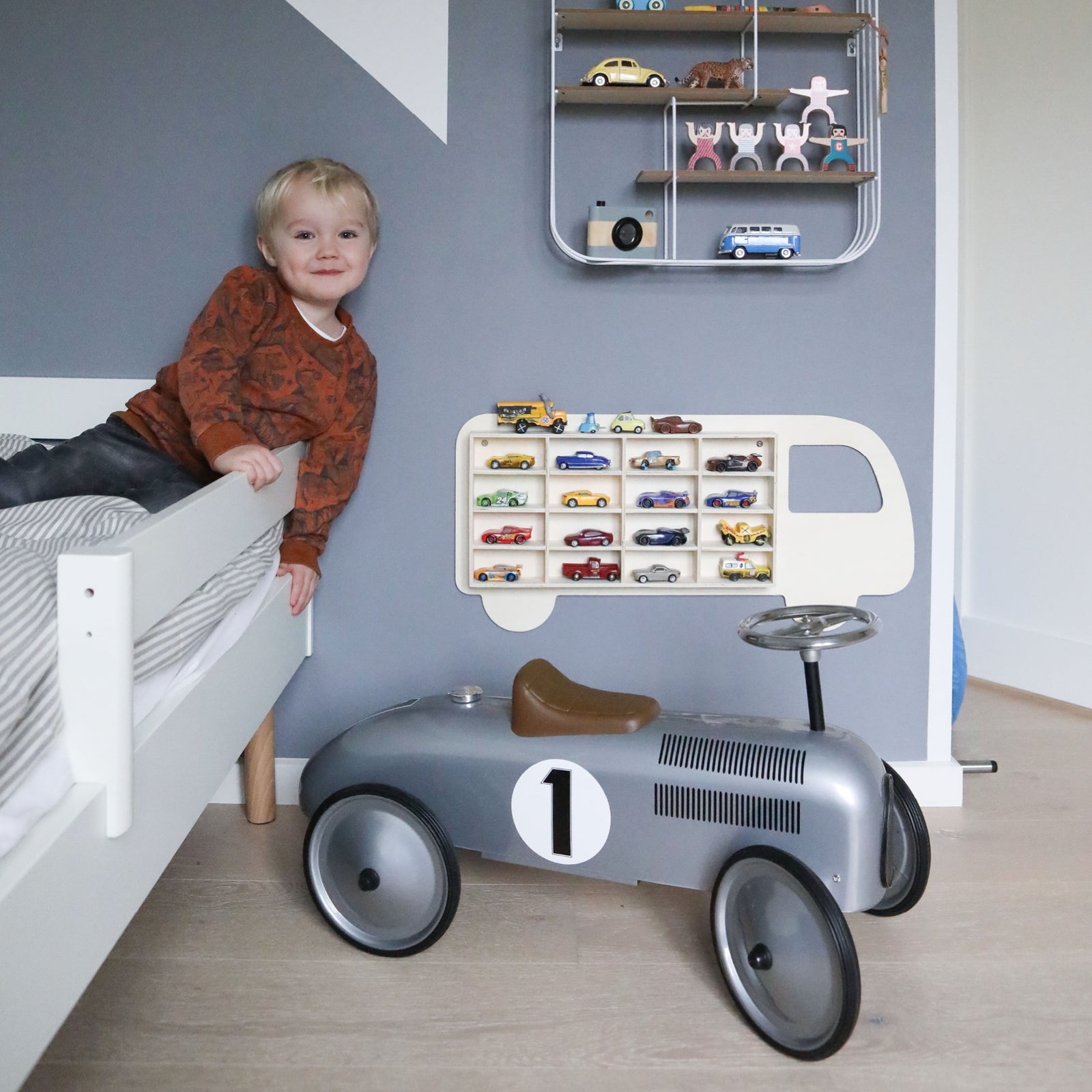 Goki gåbil racerbil i metal - sølv