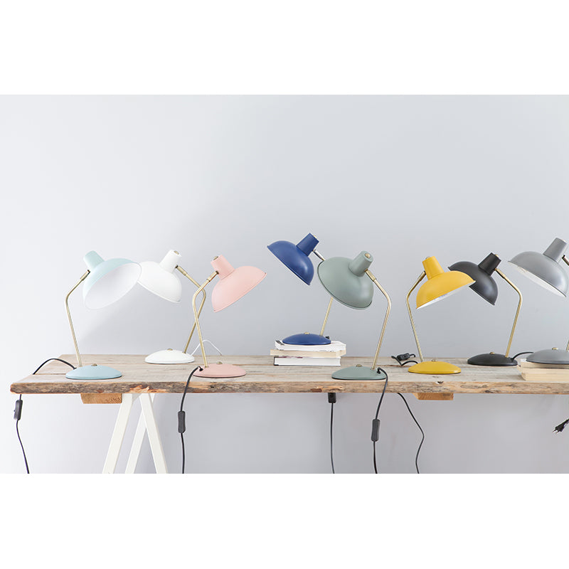 Leitmotiv Hood bordlampe i metal, Iron matt white