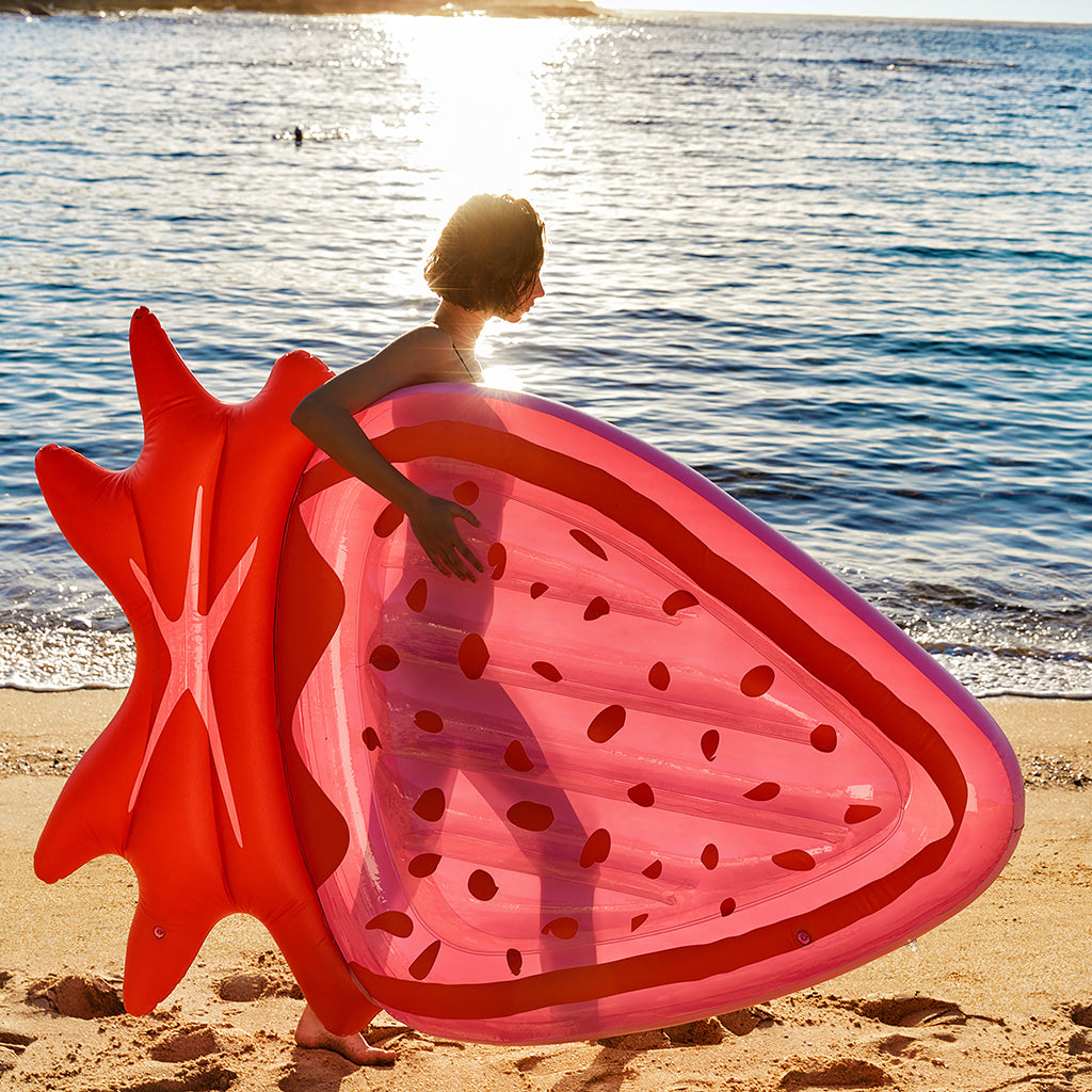 Sunnylife luftmadras, Jordbær - Fra 6 år