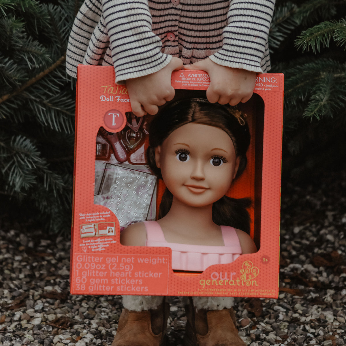 Our Generation dukke, frisørdukke m. tilbehør - Brunette Talia