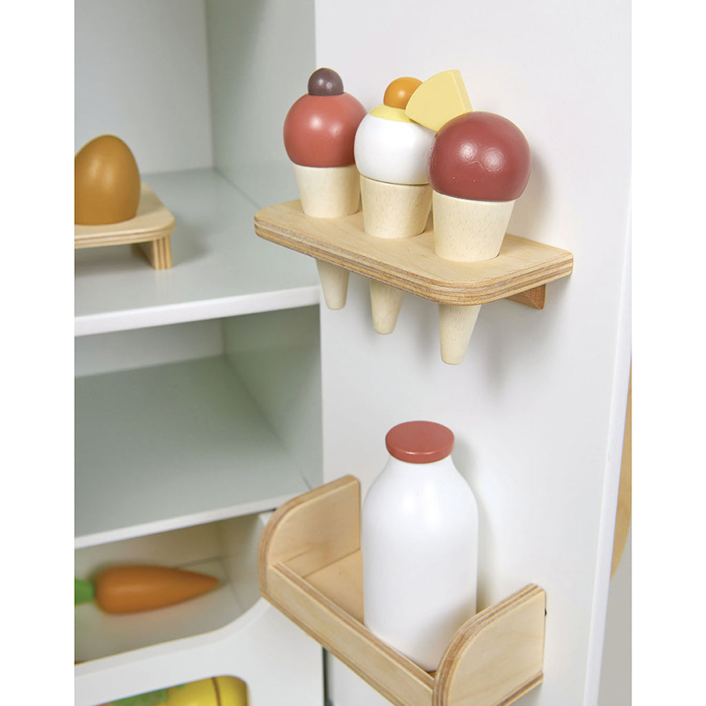 Tender Leaf, Køleskab i træ