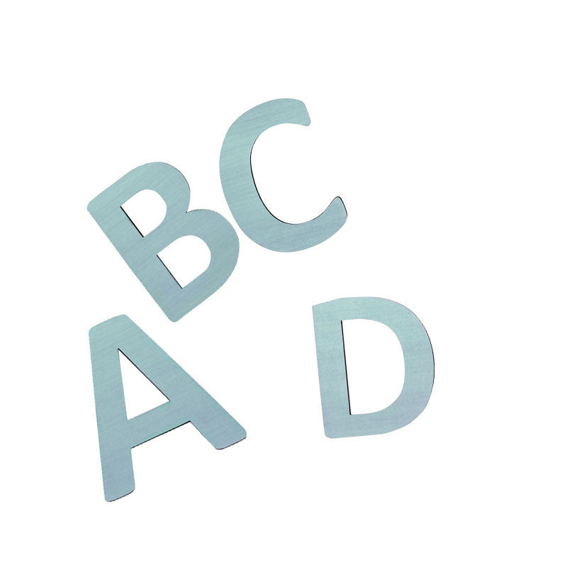 Bogstaver i træ, A - Å - pastel dreng - produktet udgår