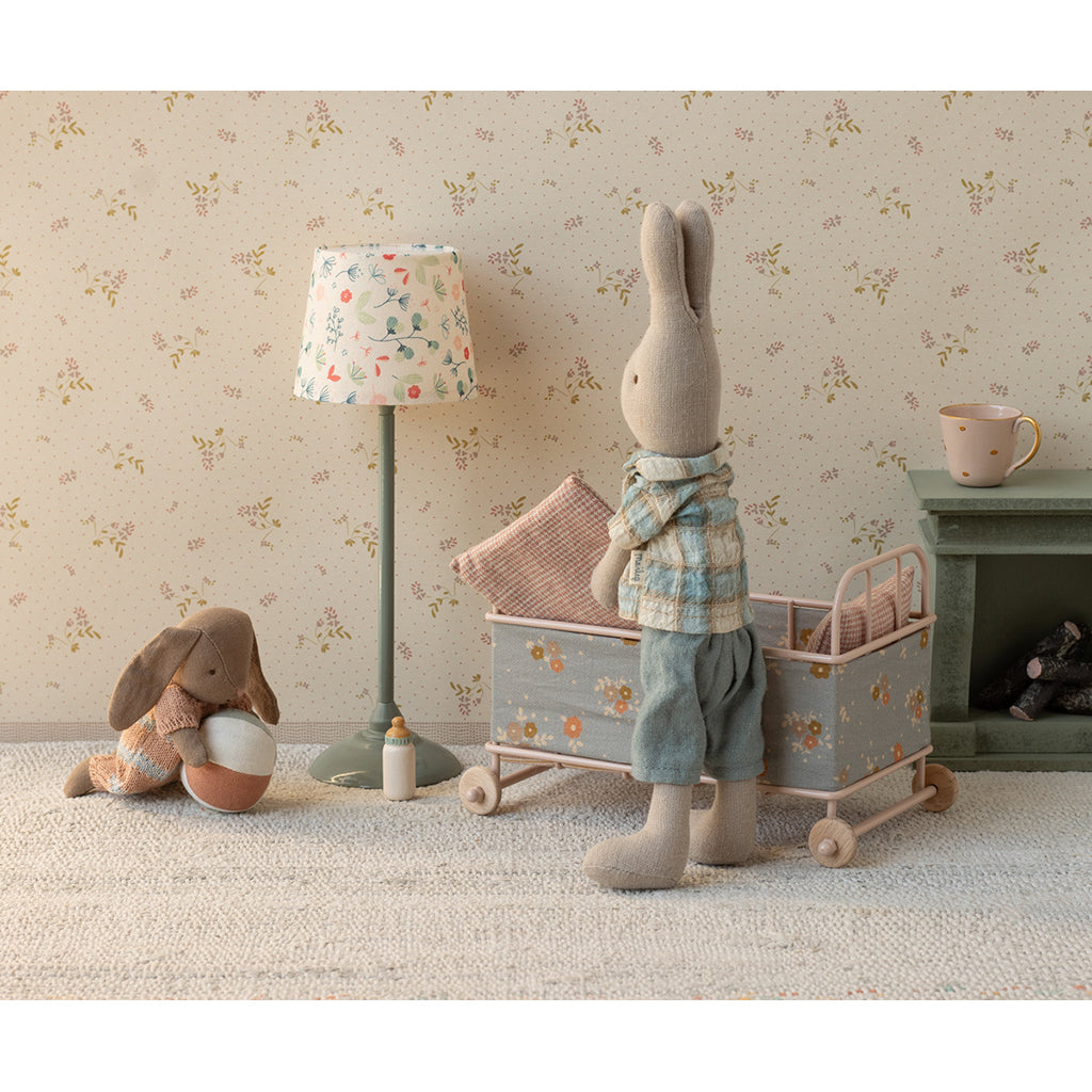 Maileg tilbehør til mus, micro tremmeseng - Pudder