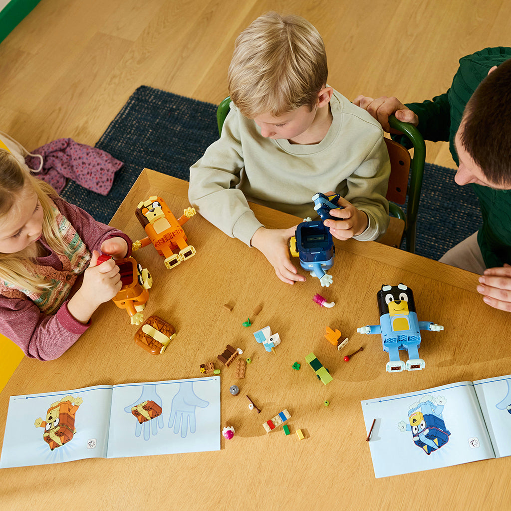 LEGO® Bluey Klodsbygget Bluey-familie