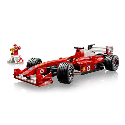 LEGO® Icons Ferrari F2004 og Michael Schumacher