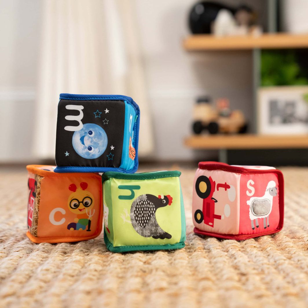 BABY Einstein Alpha Stacks™ bløde aktivitetsklodser