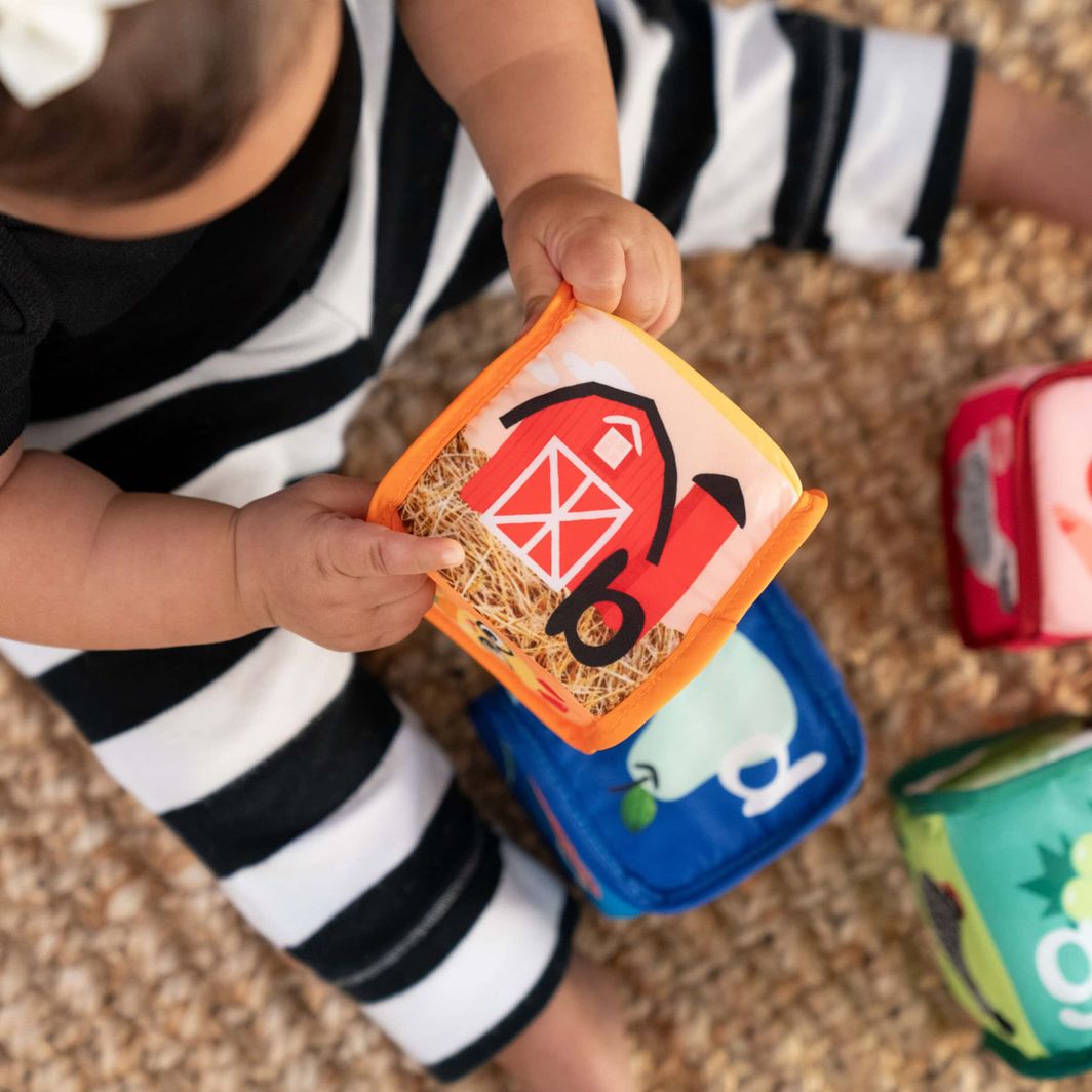 BABY Einstein Alpha Stacks™ bløde aktivitetsklodser