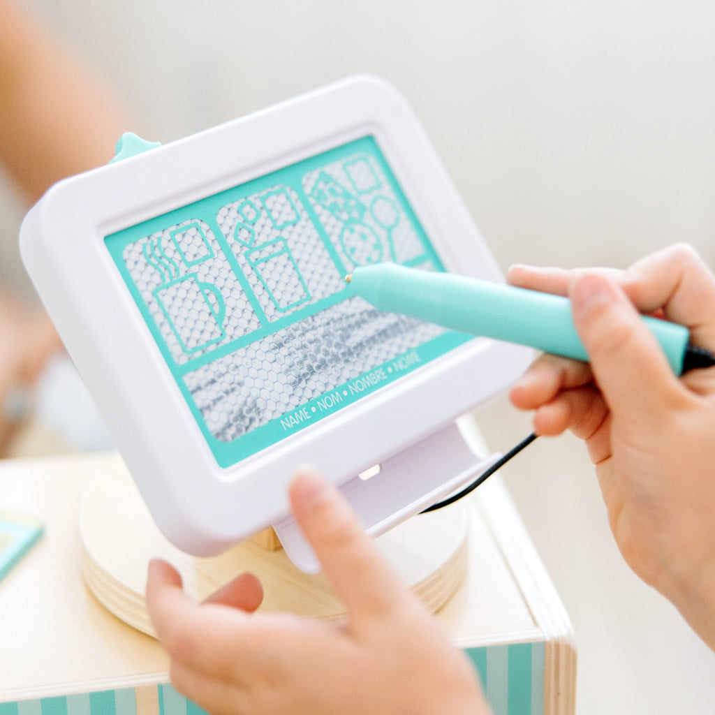 Melissa &amp; Doug Legemad i træ, Barista kaffebar - 35 dele