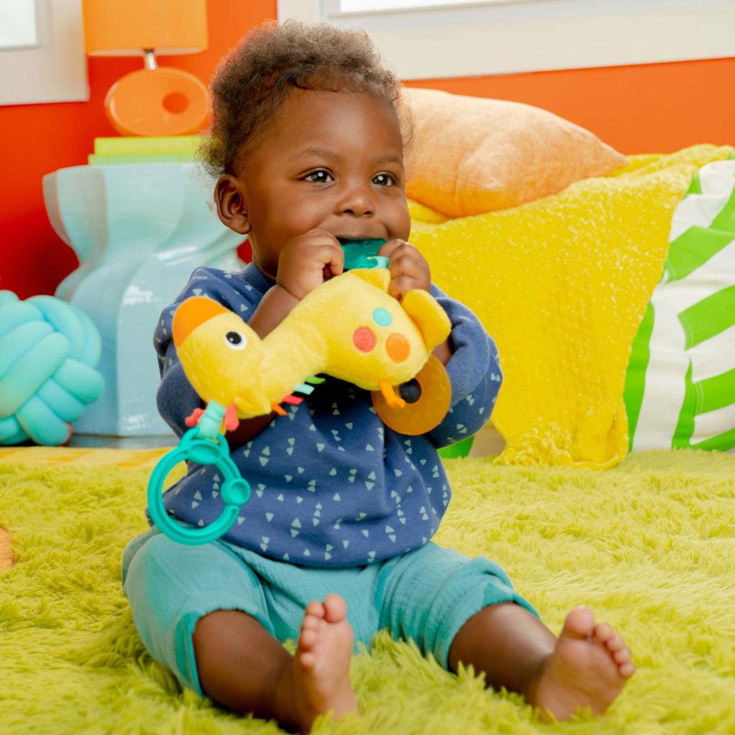 Bright Starts Babylegetøj, Glimmer-giraf ophæng