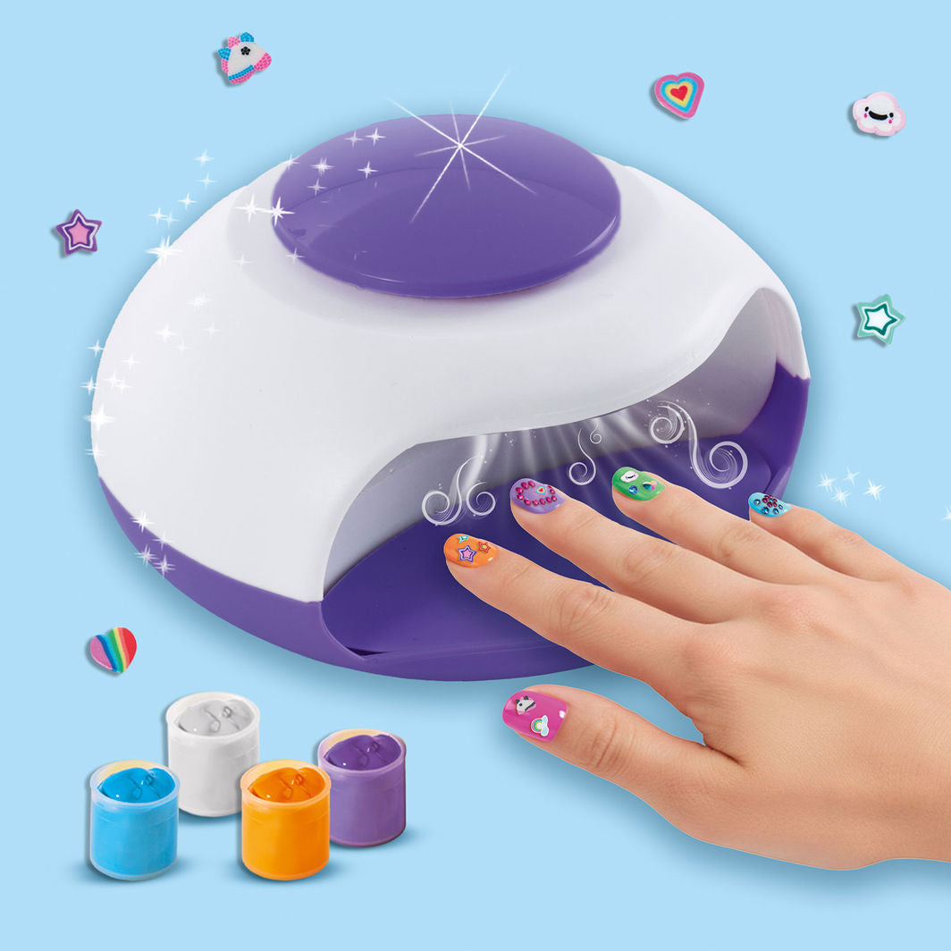 SES Creative neglesalon