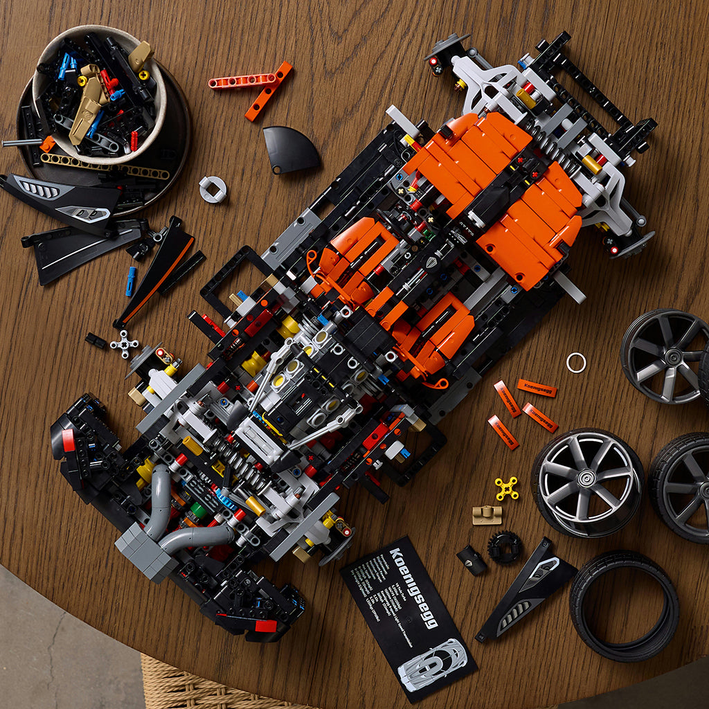 LEGO® Technic Koenigsegg Sadair&