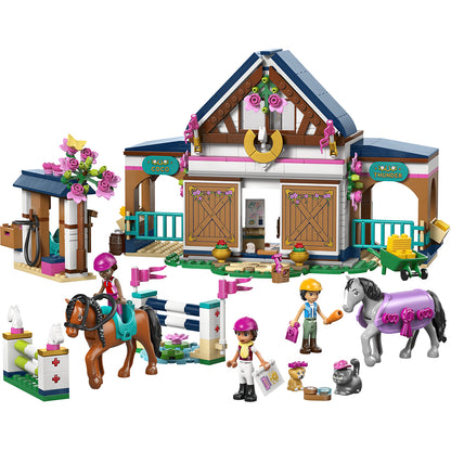 LEGO® Friends Hestestald og rideskole