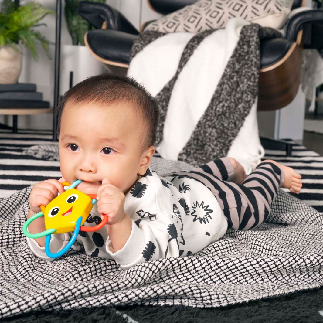 BABY Einstein Soothing Star™, Bidelegetøj med rangle