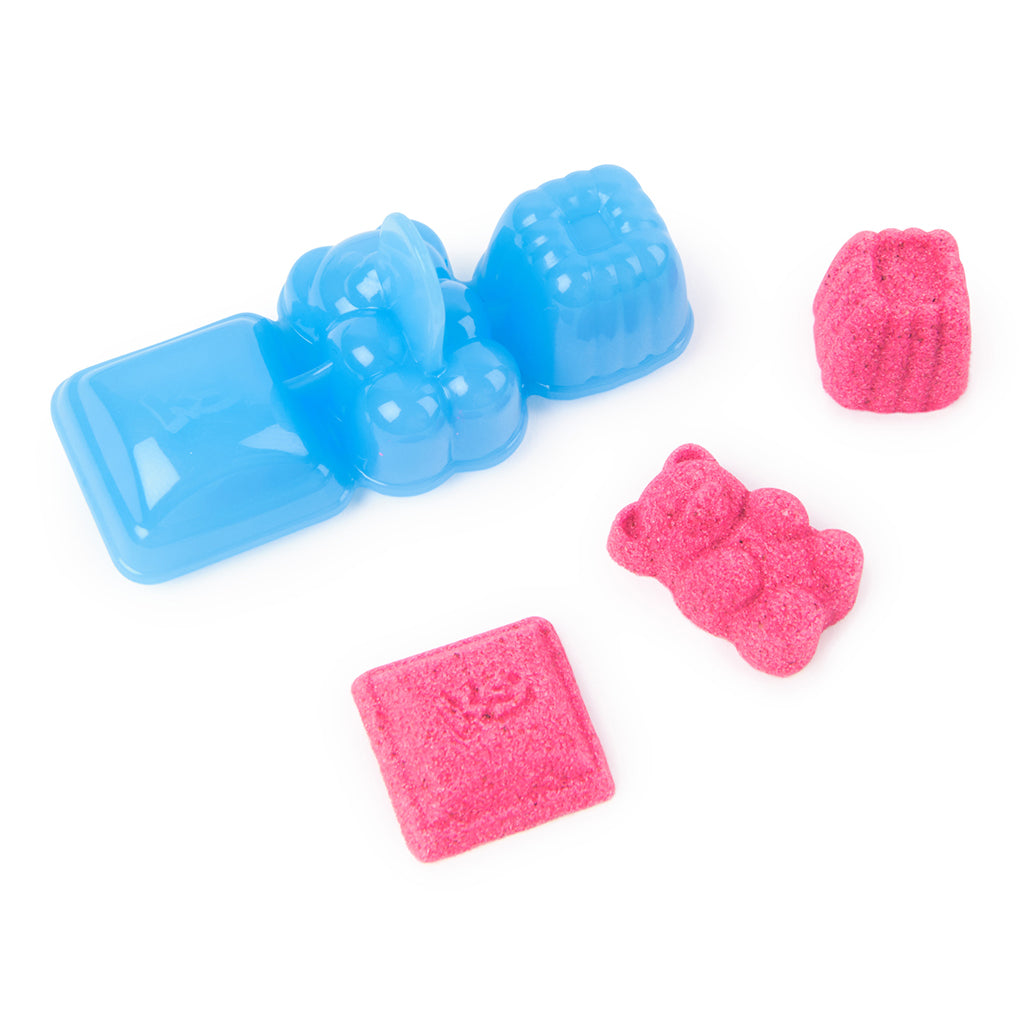 Kinetic Sand, Candy bag, 85 g og 1 form - 4 ass. farver