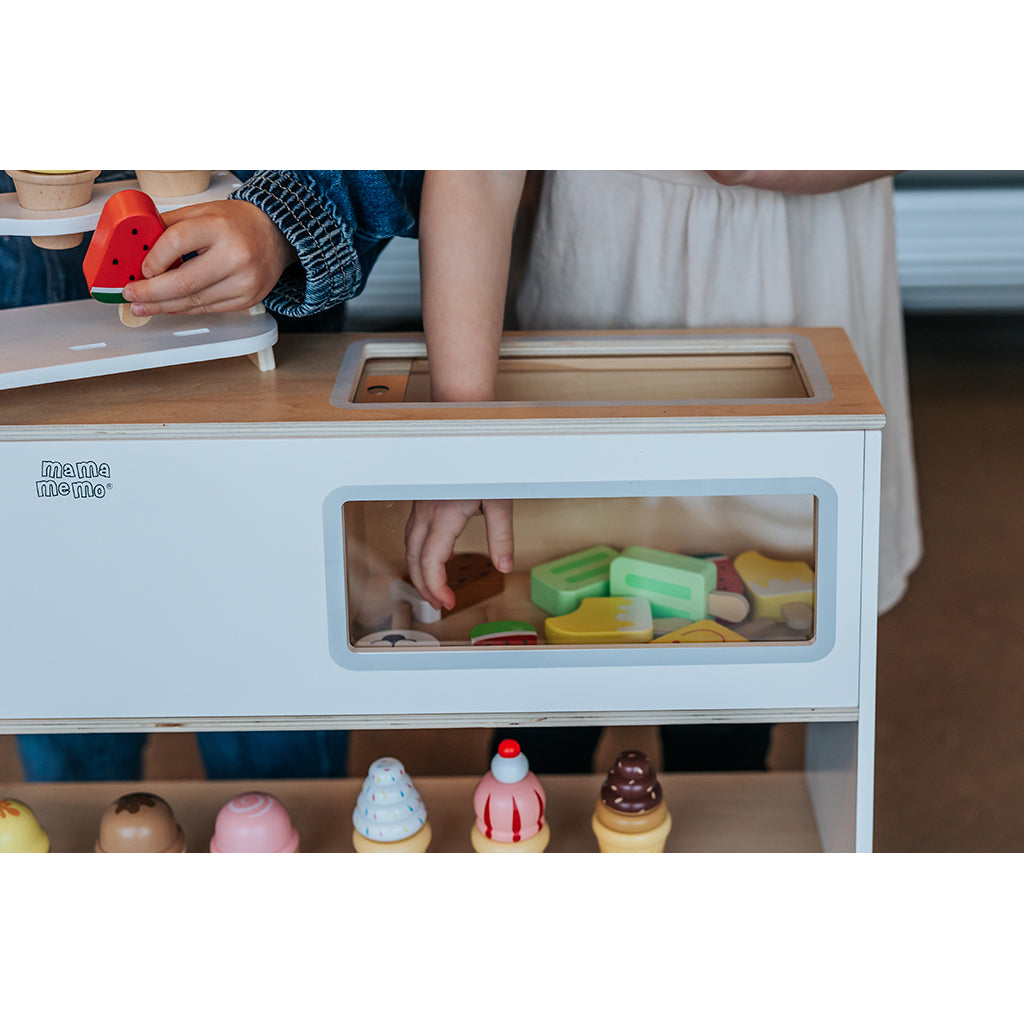 Mamamemo isbutik med fryser ( uden legemad)