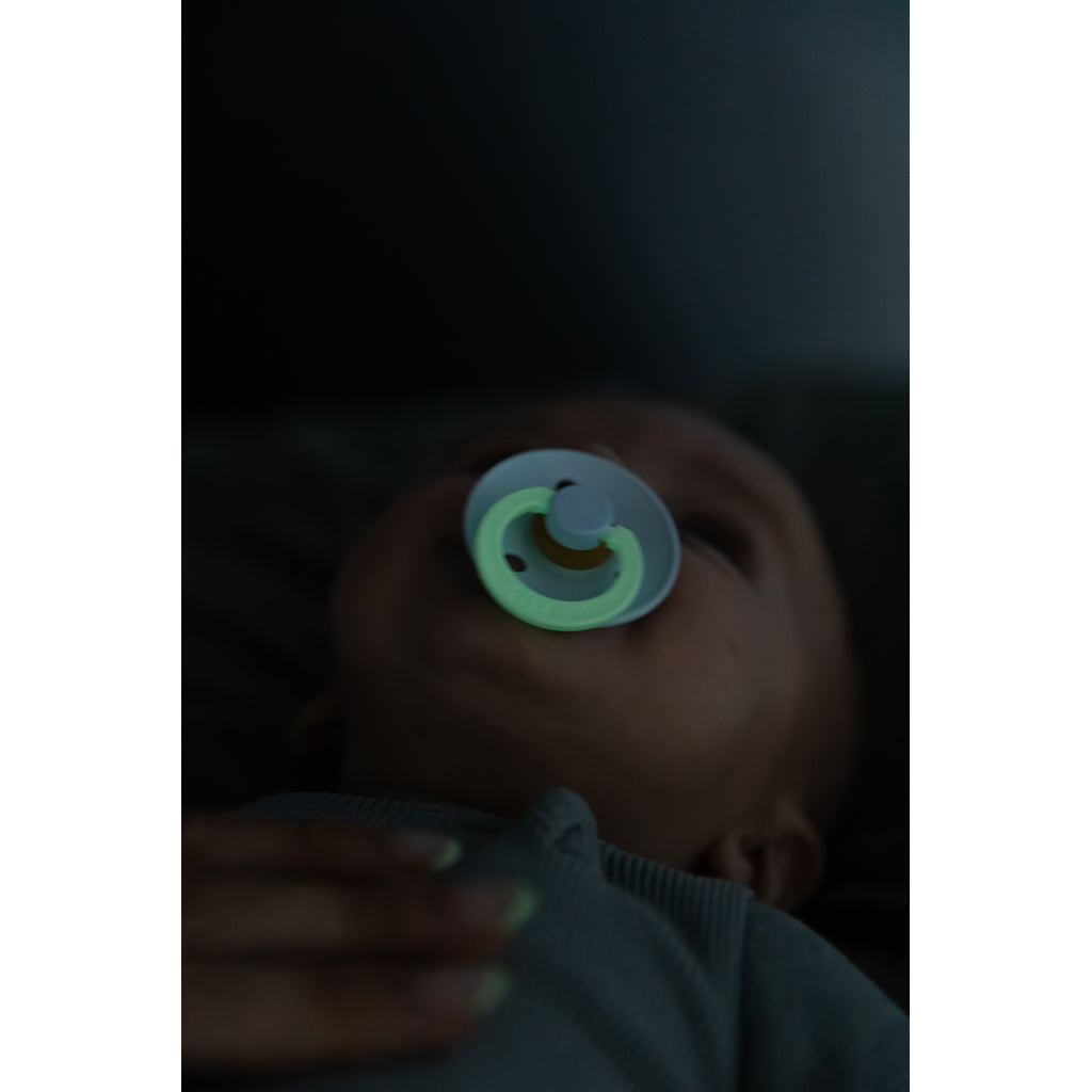 Bibs sut i naturgummi, str. 2 -  Sage GLOW