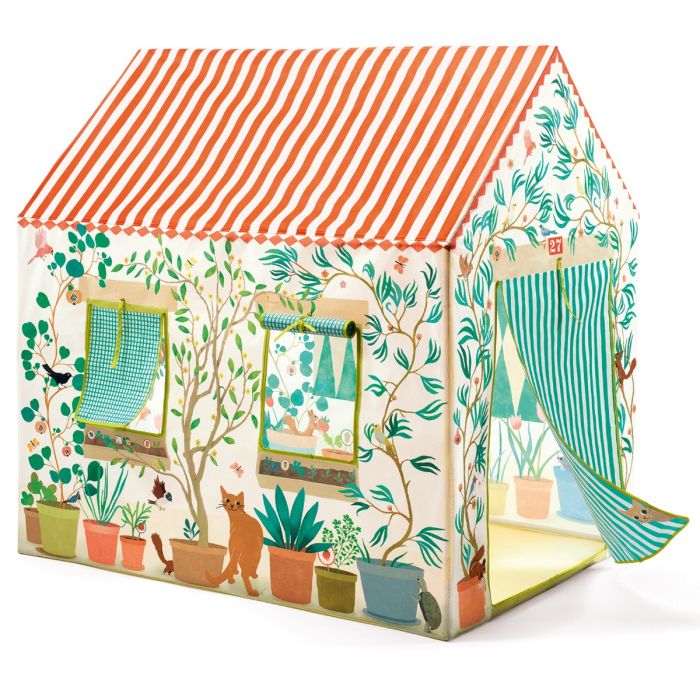 Djeco legetelt, Hus