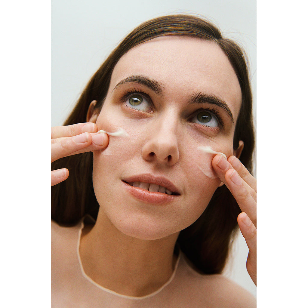 Honey Double A Vitamin Serum, Cellefornyelse og kollagenbooster - 30 ml