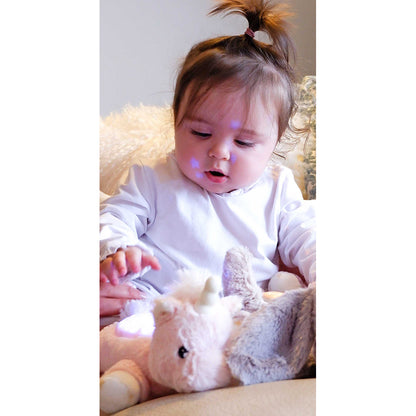 Cloud B natlampe som danner stjernehimmel, Drea, Buddies - Enhjørning