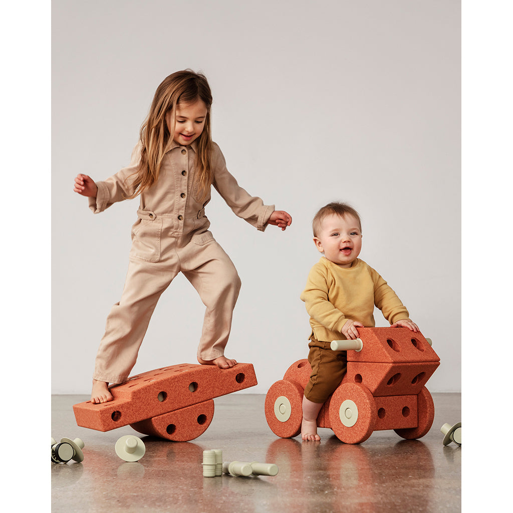 Modu byggelegetøj i skum, Dreamer sæt, 34 dele - Burnt Orange / Dusty Green