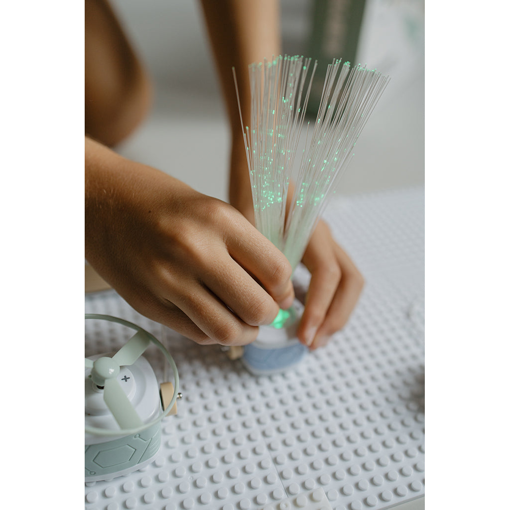 Kidyelec-Expert, Eksperimentsæt om strøm og el - 18 dele