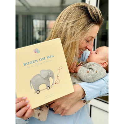 BOGEN OM MIG – en særlig bog til barnet, af Annemette Voss
