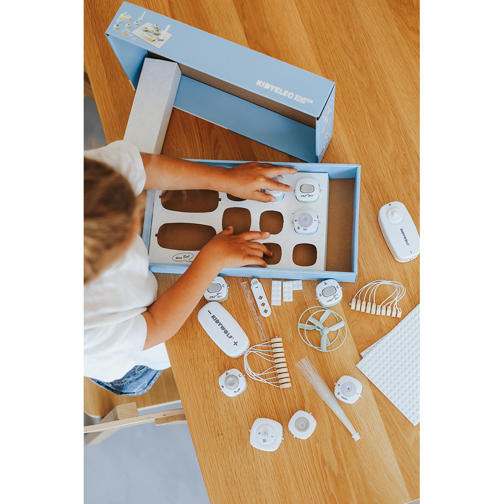 Kidyelec-Starter, - Eksperimentsæt om strøm og el - 11 dele