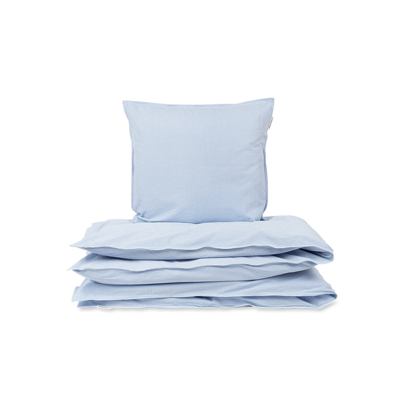 Studio Feder juniorsengetøj, økologisk percale - Milk Stripe