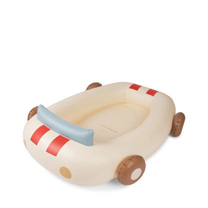 Konges Sløjd Badebassin, Bil