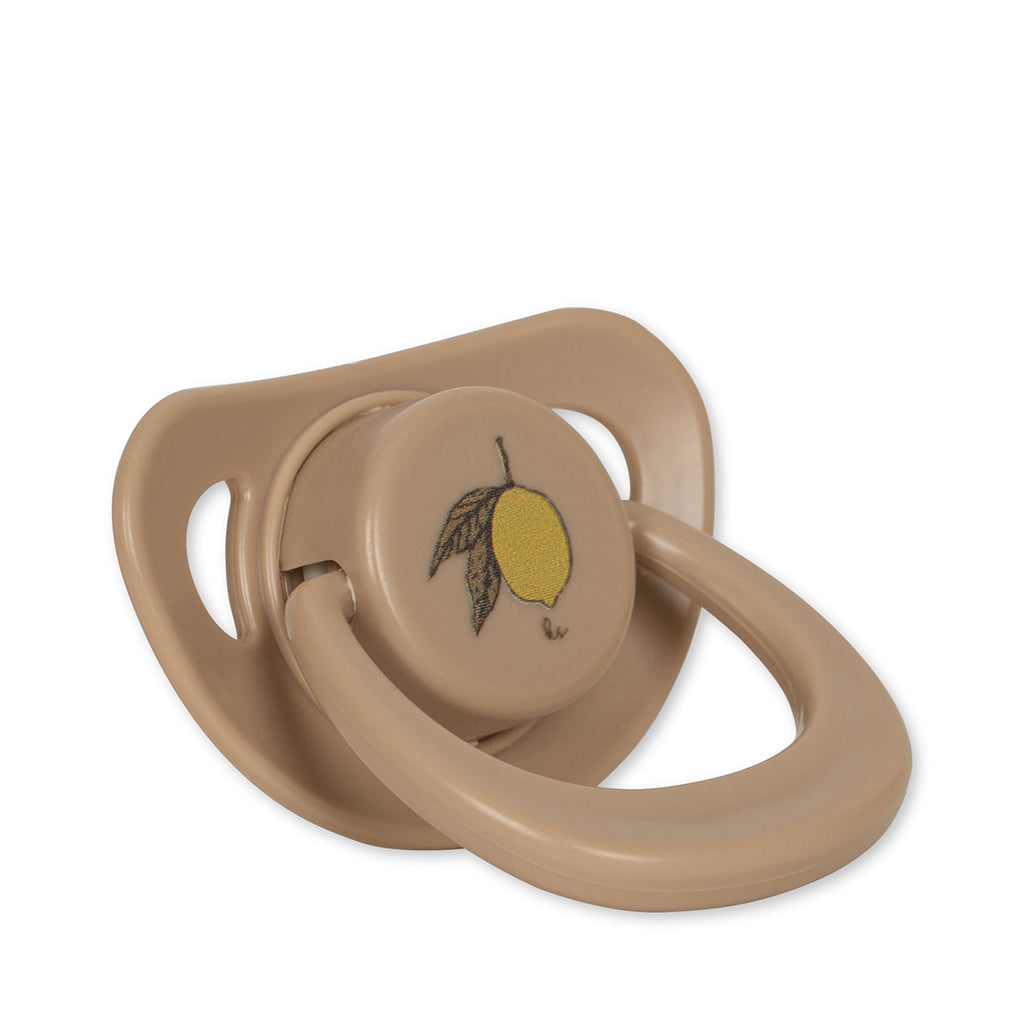 Konges Sløjd Dukke, Harriet, dukke der kan drikke og tisse